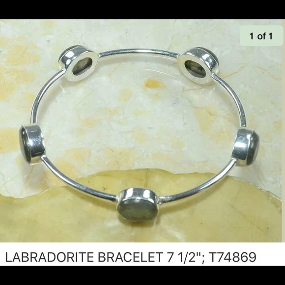 Jewelry - Labradorite Bangle Bracelet 🔥 Jewelry - Labradorite Bangle Bracelet 🔥